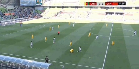 OB电竞官方网站-硬仗又迷失！王钰栋0次过人+15次丢球权 4脚离谱失误遭批：快留洋